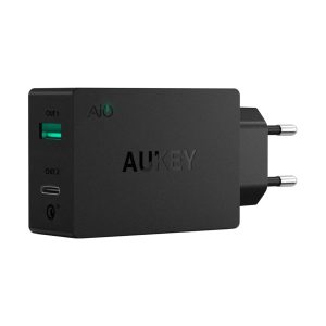 Aukey PA-Y2 25w Travel Adapter 00